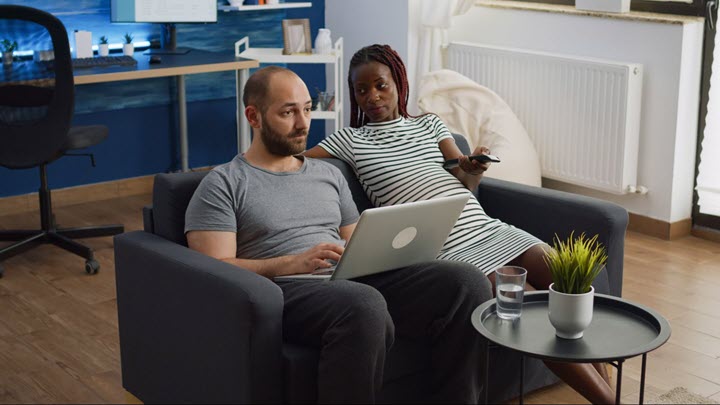 O que saber para monitorar um celular