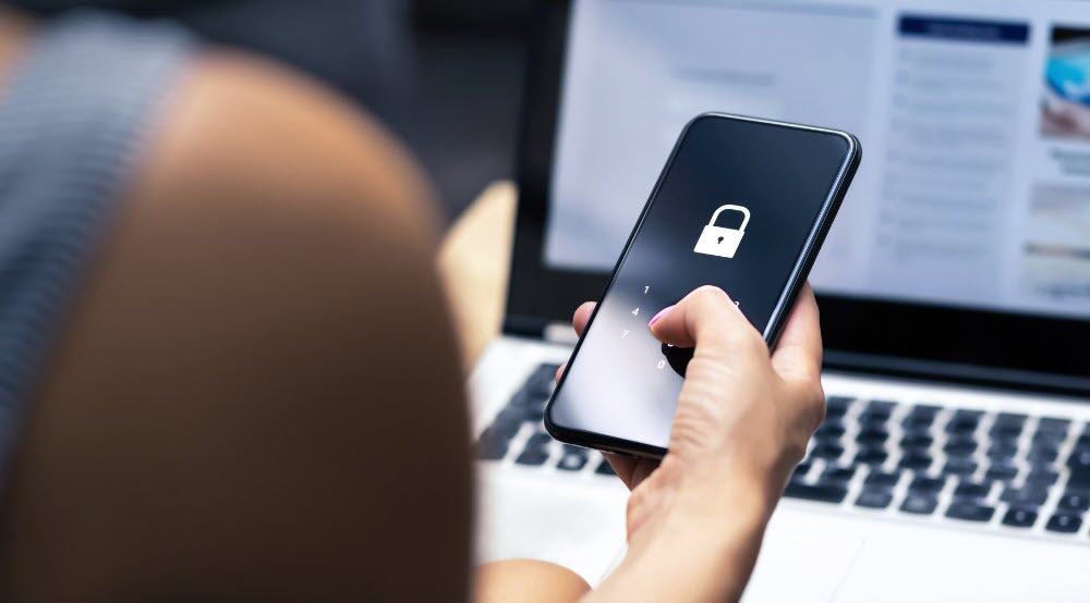 Adivinar la contraseña del celular de tu pareja