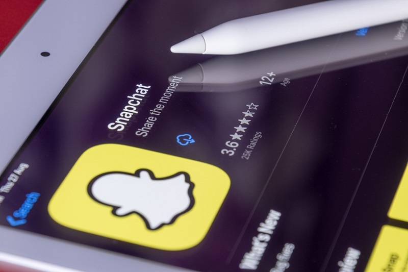 Download Snapchat to Monitor it for Free